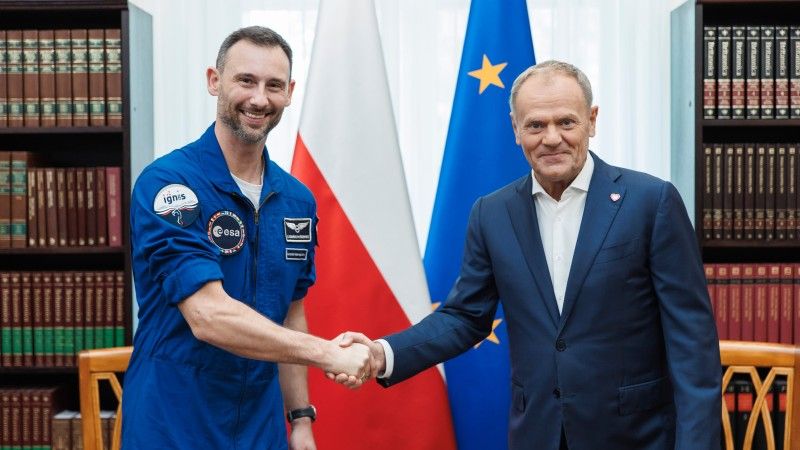 Donald Tusk i Sławosz Uznański-Wiśniewski w KPRM