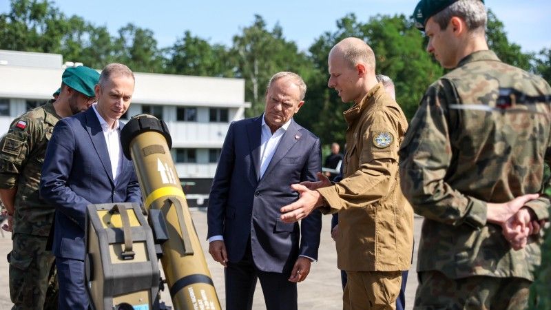 Tusk, Tomczyk, ITWL, Moskit, Pirat, Instytuty badawcze