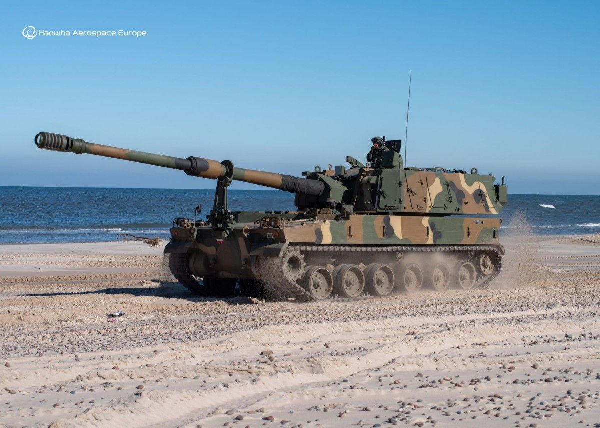 Nowy wóz wsparcia dla haubic K9