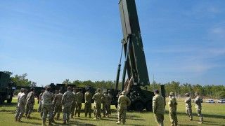 Long-Range Hypersonic Weapon (Dark Eagle) w Australii 2025