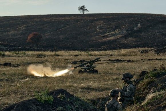 Ukraina, dron przeciwlotniczy, robot lądowy