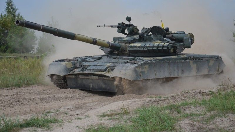 Ukraiński czołg podstawowy T-80BW.