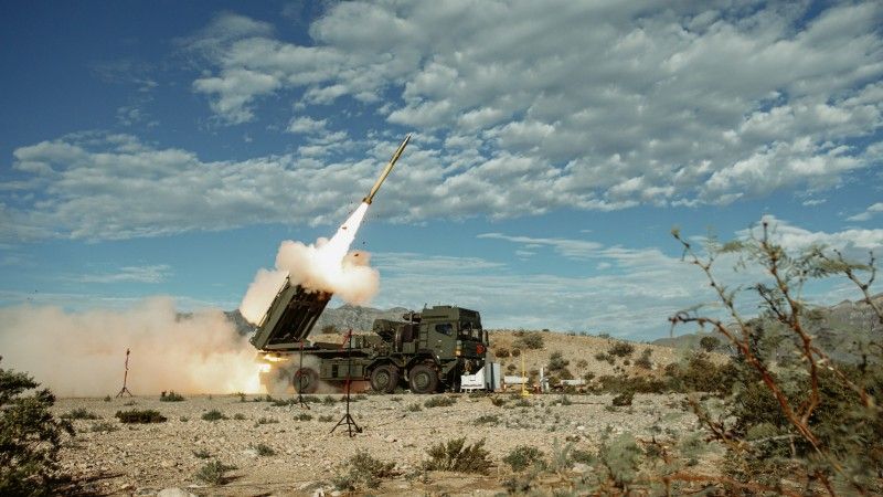 Wieloprowadnicowa wyrzutnia rakietowa GMARS.