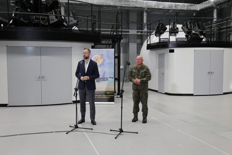 Uroczystość oddania symulatorów do FA-50