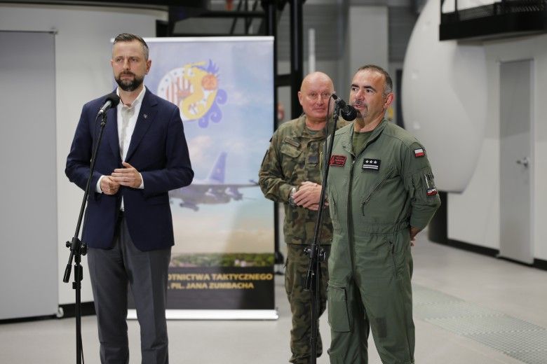 Uroczystość oddania symulatorów do FA-50