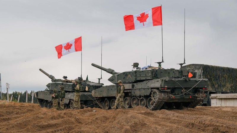 Kanadyjskie czołgi Leopard 2A4M.