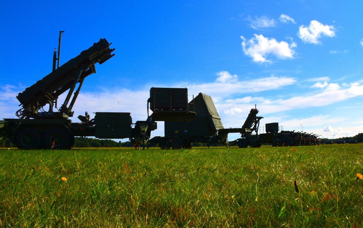„Polskie” Patrioty na Bliski Wschód jak „szwajcarskie” na Ukrainę [KOMENTARZ]