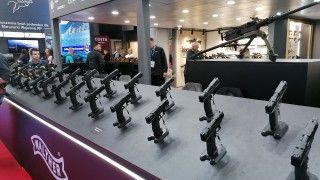 Pistolety Walther na stoisku Grupy UMO podczas MSPO 2025.