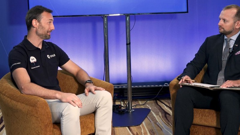 Wywiad z dr Sławoszem Uznańskim-Wiśniewskim dla Space24.pl  w trakcie Forum Ekonomicznego w Karpaczu.
