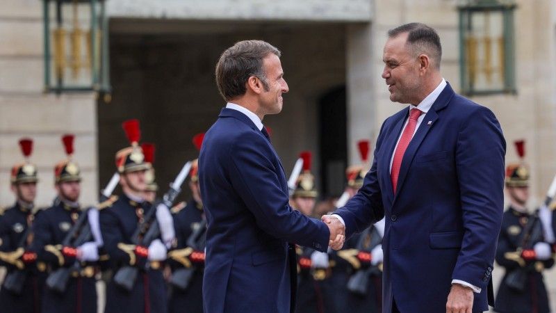 Prezydent Karol Nawrocki i prezydent Emmanuel Macron.