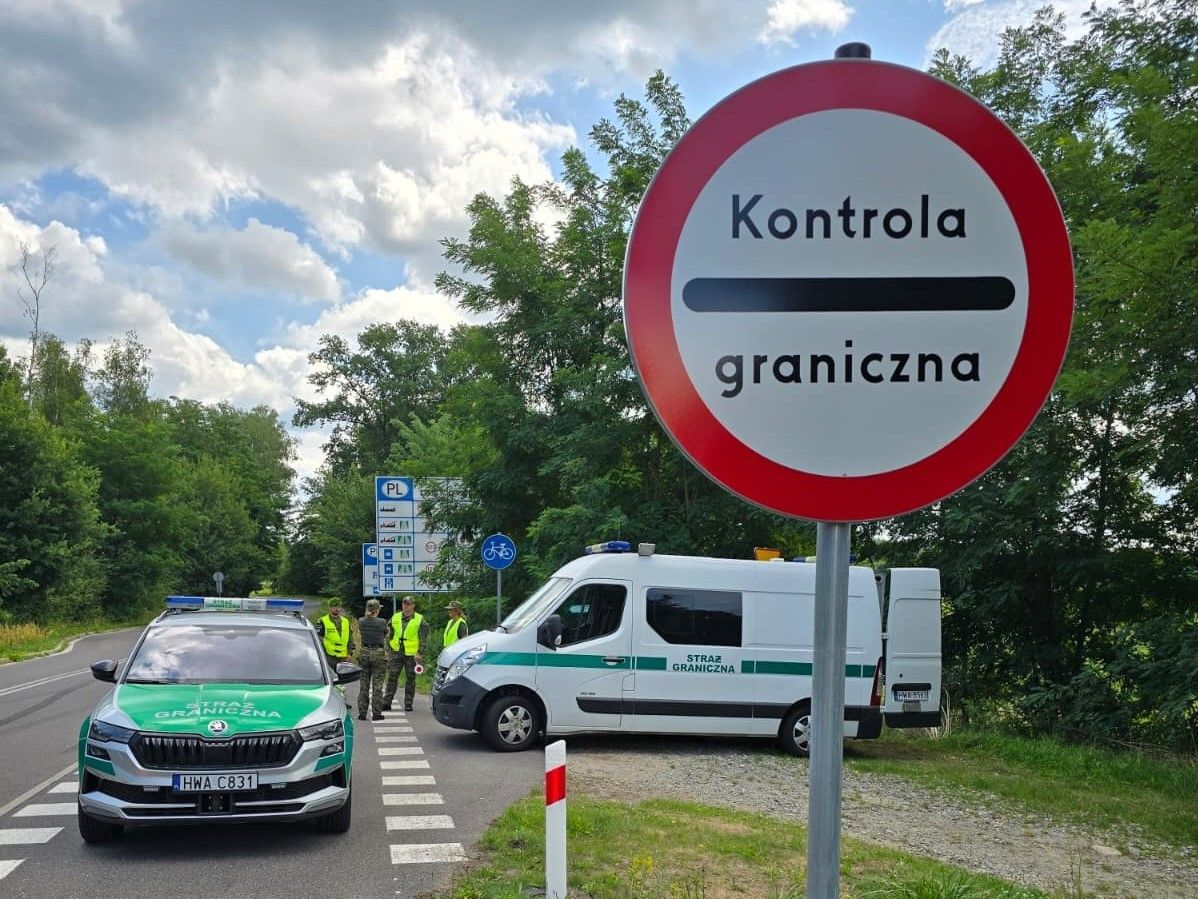 Polska przedłuża kontrole na granicach z Niemcami i Litwą