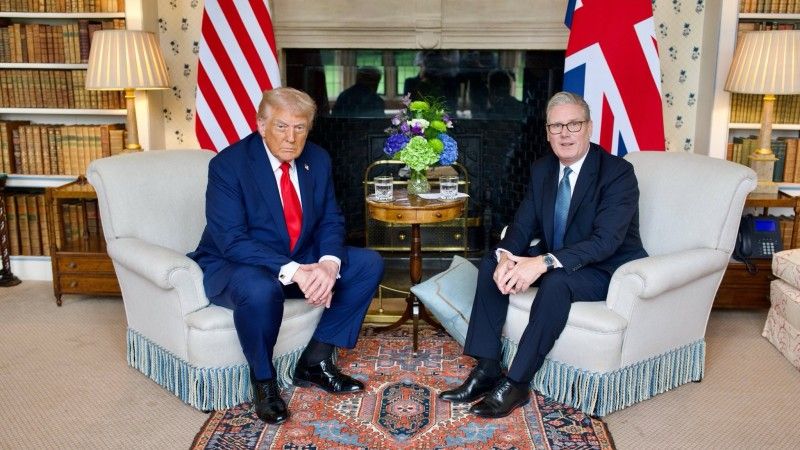 Prezydent USA Donald Trump i premier Wielkiej Brytanii Keir Starmer.