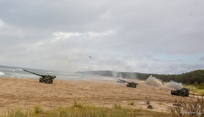 Armatohaubice Krab oraz K9A1 podczas ćwiczeń Jesienny Ogień-25.