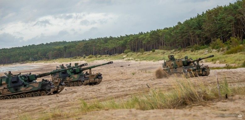 Armatohaubice Krab oraz K9A1 podczas ćwiczeń Jesienny Ogień-25.