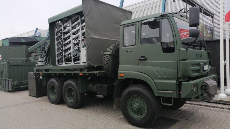 Zautomatyzowany Układacz Min Przyczepny ZUMP na podwoziu Stara 266M2 podczas MSPO 2025.