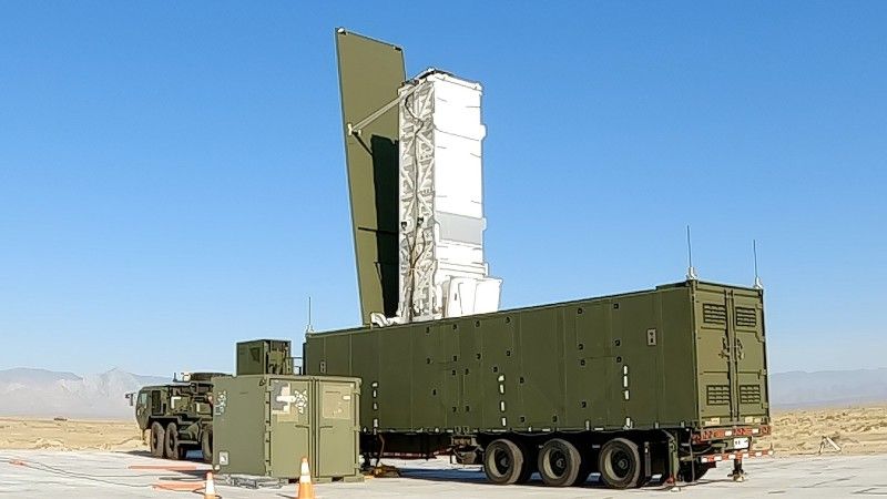 Prototypowa wyrzutnia lądowa systemu MidRange Capability, zdolna do odpalania pocisków Tomahawk.