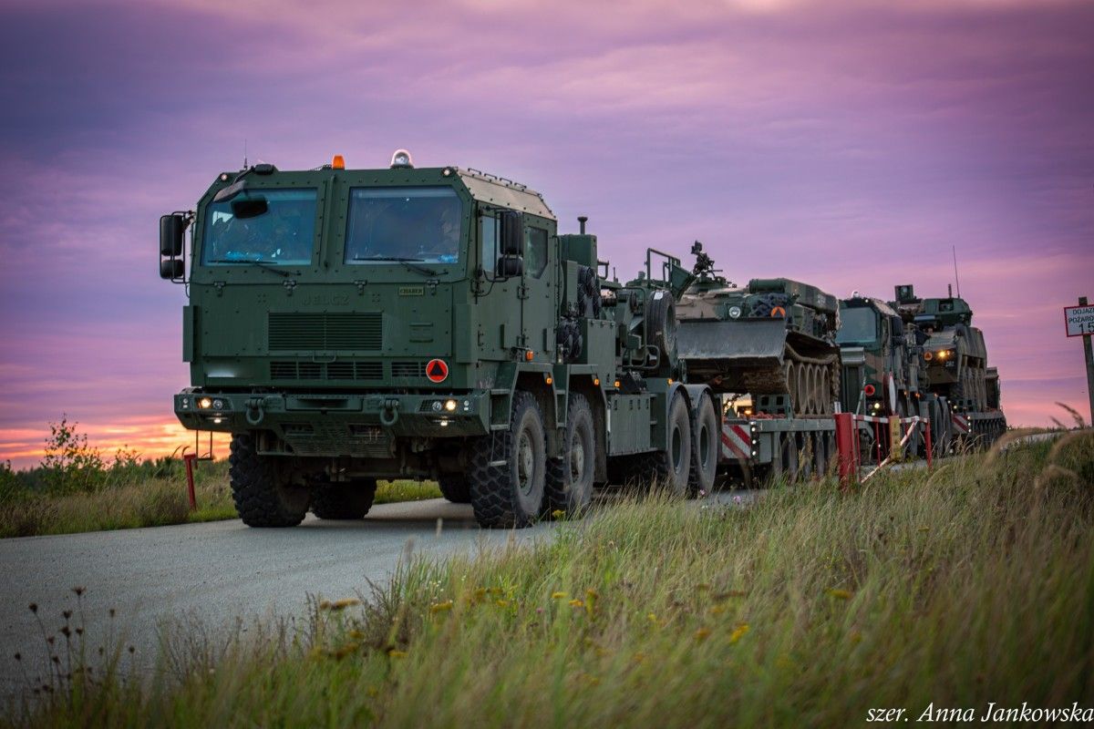 Zmiana w ważnej zbrojeniowej spółce. W tle opóźnienia i kary
