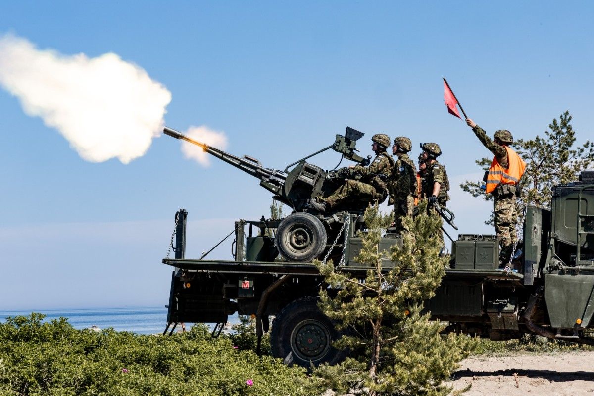 Estonia zmienia priorytety obronne: mniej ciężkiego sprzętu, więcej dronów i obrony powietrznej