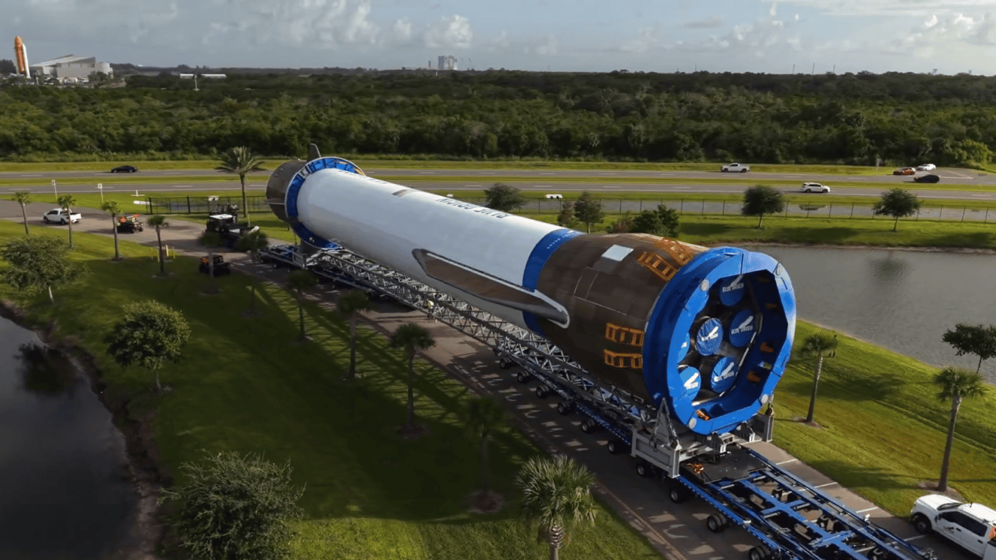 Blue Origin испытала New Glenn перед первым повторным запуском