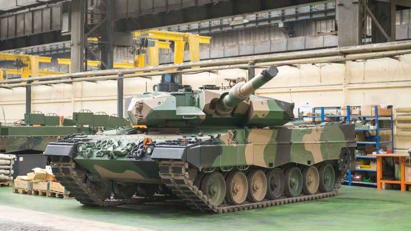 Leopard 2PL w zakładach Bumar-Łabędy