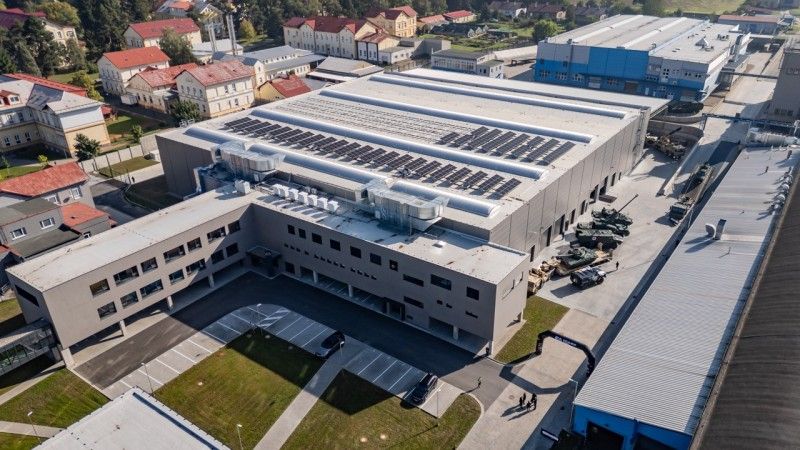 Nowa hala produkcyjna zakładów Excalibur Army.