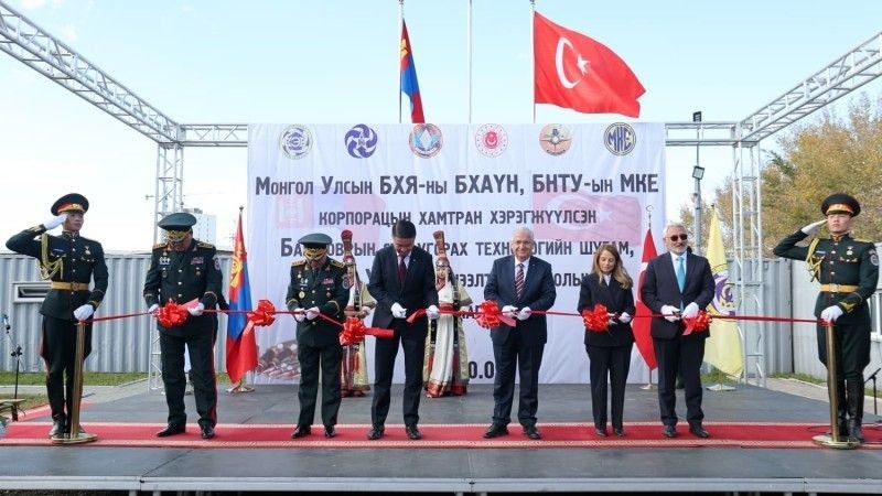 Minister Obrony Narodowej Turcji Yaşar Güler i Minister Obrony Narodowej Mongolii Damba Batlut wzięli udział w ceremonii otwarcia linii montażowej nabojów spółki zależnej MKE AŞ.