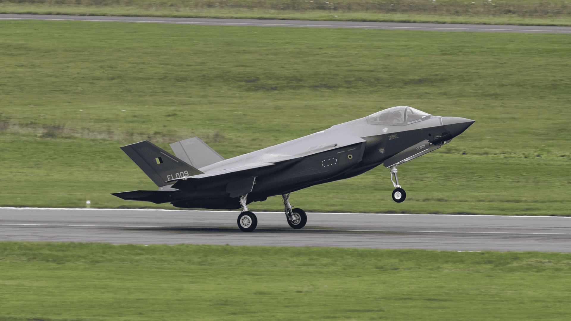 Problem belgijskiego F-35. Nie doleciał z resztą