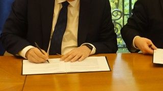 Coraz częściej słyszy się o nawiązywaniu współpracy między podmiotami prywatnymi i instytucjami publicznymi. Nie odbywa się to jednak bez przeszkód - co jest największym problemem dla obu stron?