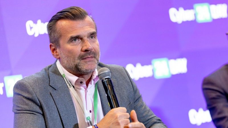 Branża nowych technologii pozytywnie zareagowała na przyjęcie przez rząd projektu ustawy o krajowym systemie cyberbezpieczeństwa. Michał Kanownik ostrzega jednak, że to nie koniec pracy.