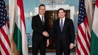 Minister Spraw Zagranicznych Węgier Péter Szijjártó i Sekretarz Stanu Stanów Zjednoczonych Marco Rubio
