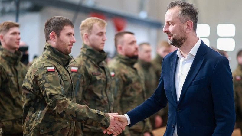 Szef MON spotkał się z żołnierzami 18. Dywizji