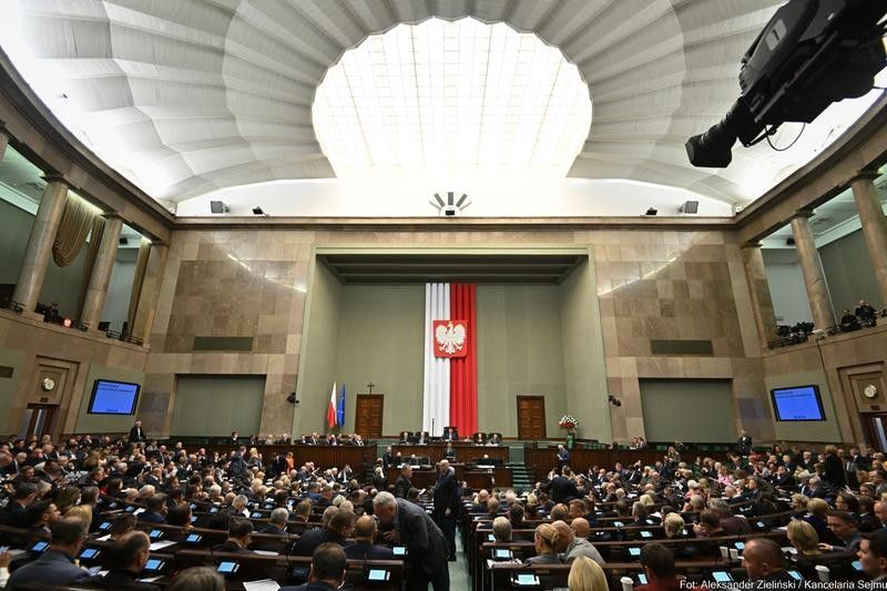 Czy uda się obniżyć ceny energii? Prezydencki projekt już w Sejmie