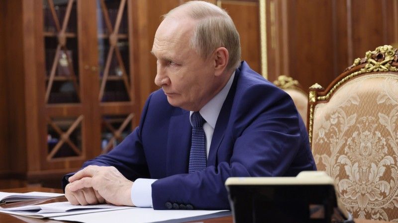 Władimir Putin podjął decyzję o podpisaniu Konwencji ONZ przeciwko cyberprzestępczości. Dokument zaproponowany przez Rosję w 2017 roku, od początku budzi sprzeciw obrońców praw człowieka.