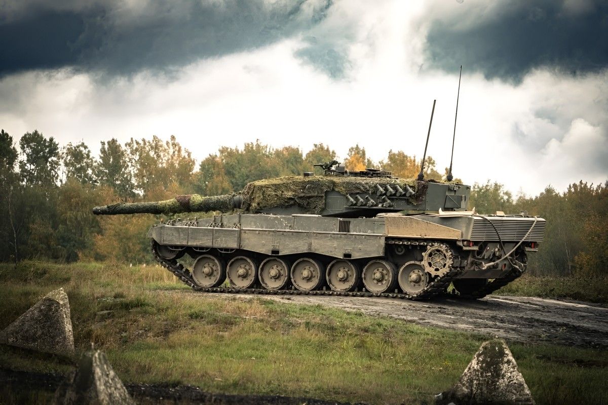 Czesi trenują na Leopardach 2 – kolejne dostawy w drodze