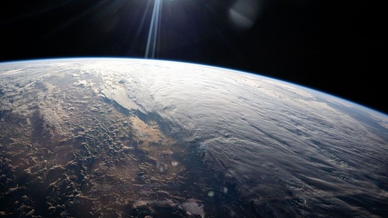 W Sejmie odbyło się pierwsze czytanie rządowego projektu ustawy o działalności kosmicznej. Dyskusji przysłuchiwał się polski astronauta, dr Sławosz Uznański-Wiśniewski.