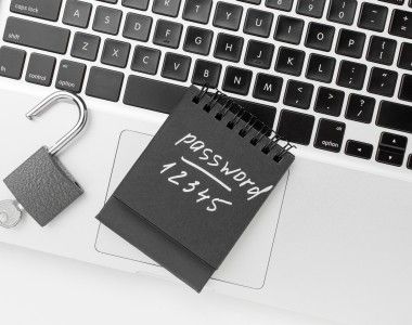 Niderlandzki sąd orzekł, że brak dwuetapowego uwierzytelniania przyczynił się do możliwości wystąpienia incydentu