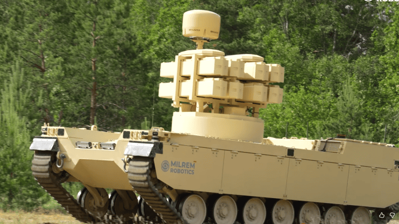 Bezzałogowy niszczyciel czołgów na bazie platformy Type-X RCV z wyrzutniami ppk Akeron LP.