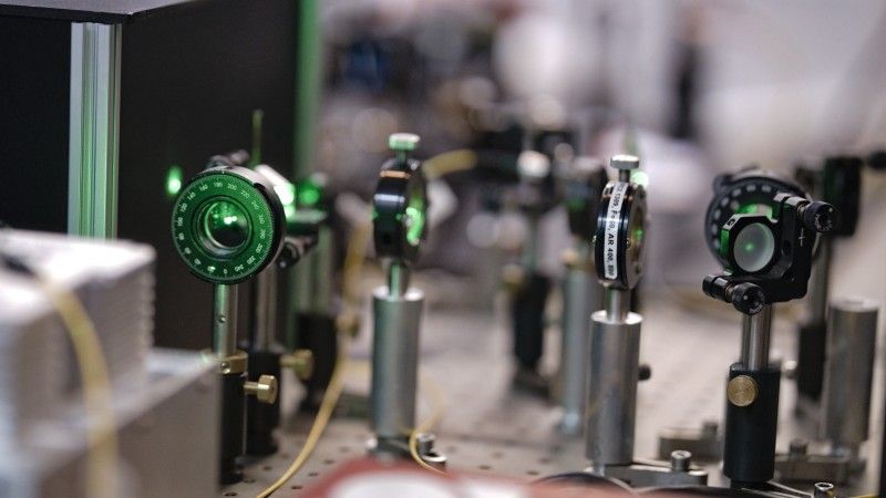 Naukowcy z Uniwersytetu Mikołaja Kopernika w Toruniu przybliżyli nam tematykę satelitarnej komunikacji kwantowej