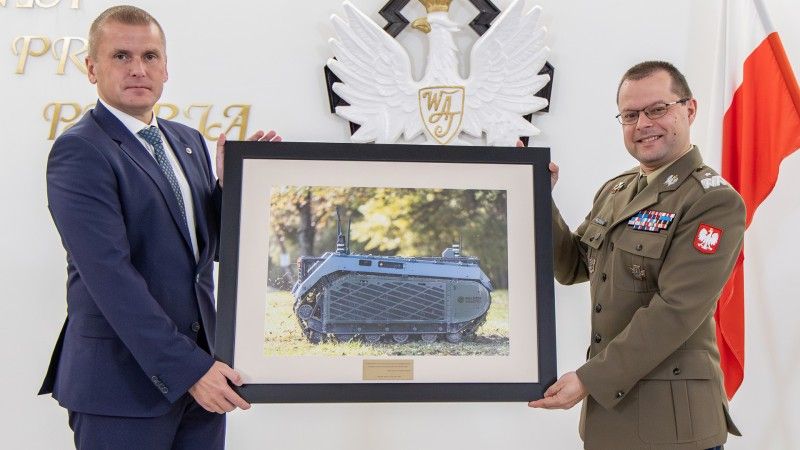 WAT, Milraem, bezzałogowe systemy uzbrojenia, roboty