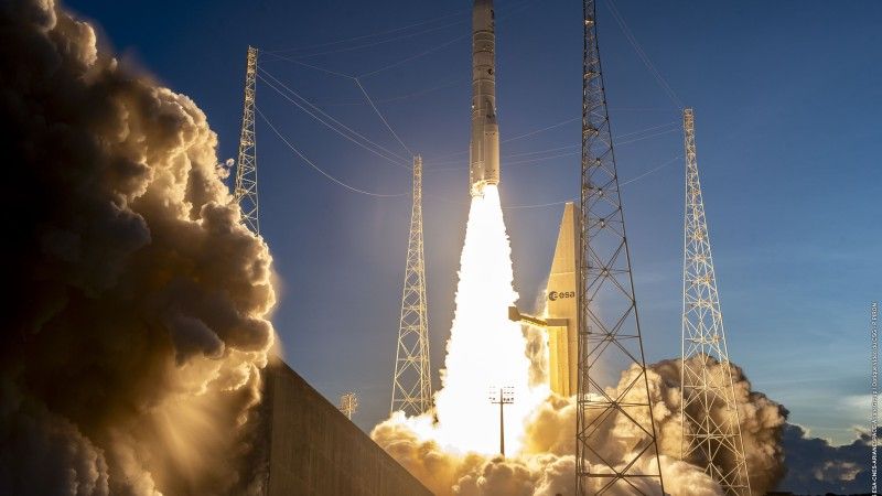 Moment startu rakiety Ariane 6 z 4 listopada 2025 r.