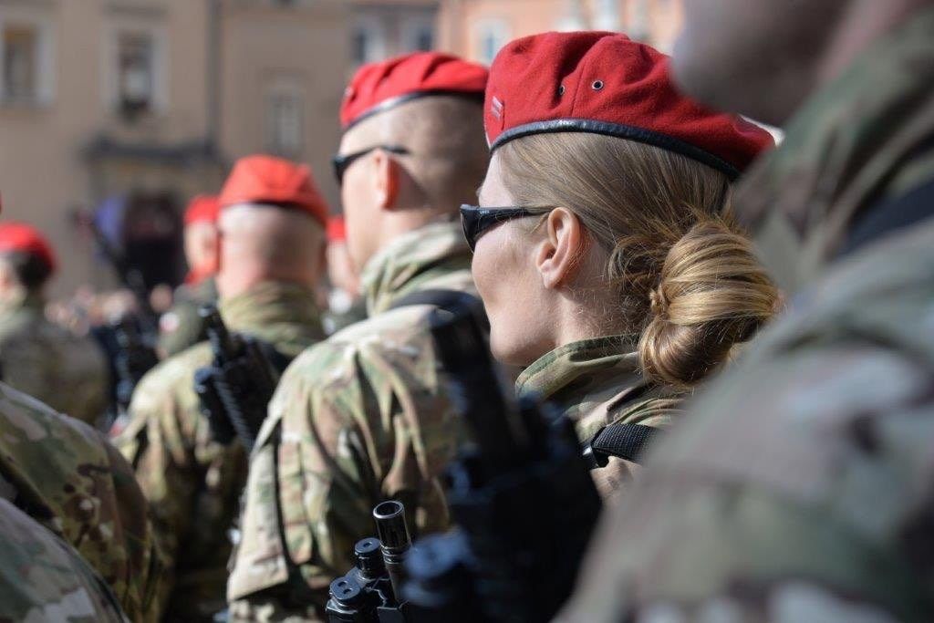 Ruszają powszechne dobrowolne szkolenia obronne. Zapisy przez mObywatela