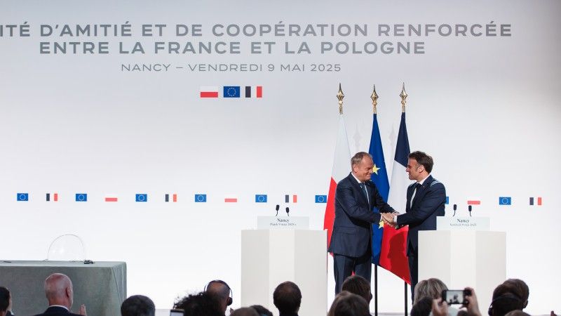 Źródło: https://www.gov.pl/web/premier/przelomowy-traktat-polsko-francuski-podpisany-w-nancy