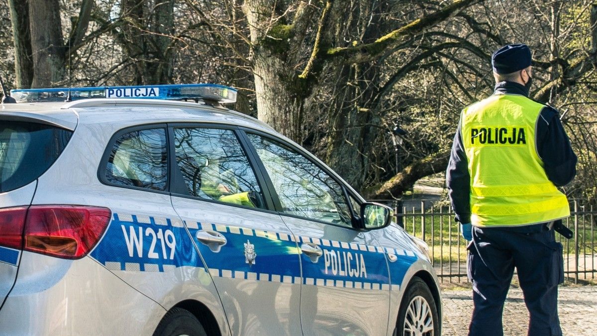Setki fałszywych alarmów bombowych w Polsce. Zatrzymano sprawców