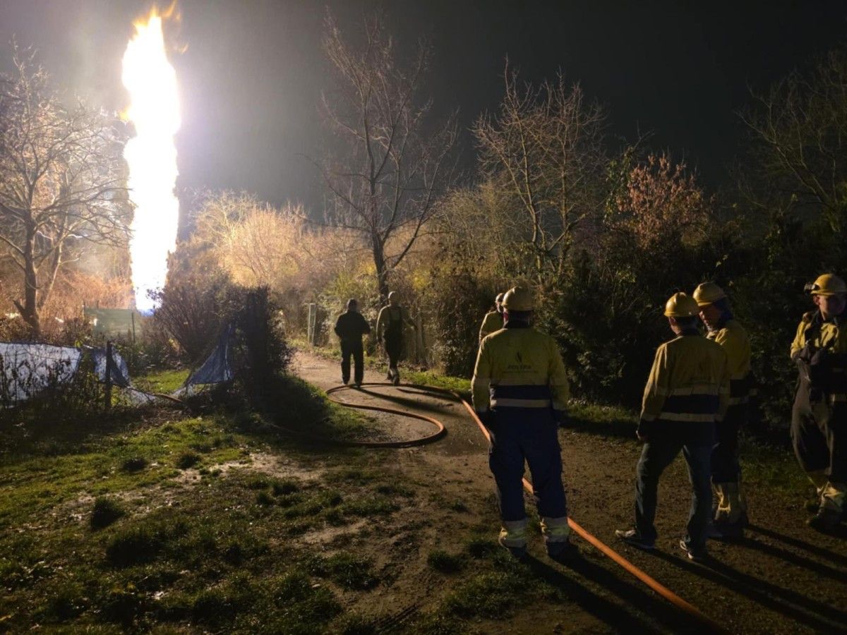 20-metrowy słup ognia w Krakowie. Doszło do rozszczelnienia gazociągu