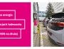grafika z ładującym się samochodem elektrycznym i napisem: zielona energia na stacjach ładowania eTauron na dłużej