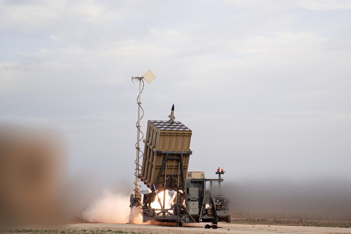 Miliardy na Żelazną Kopułę