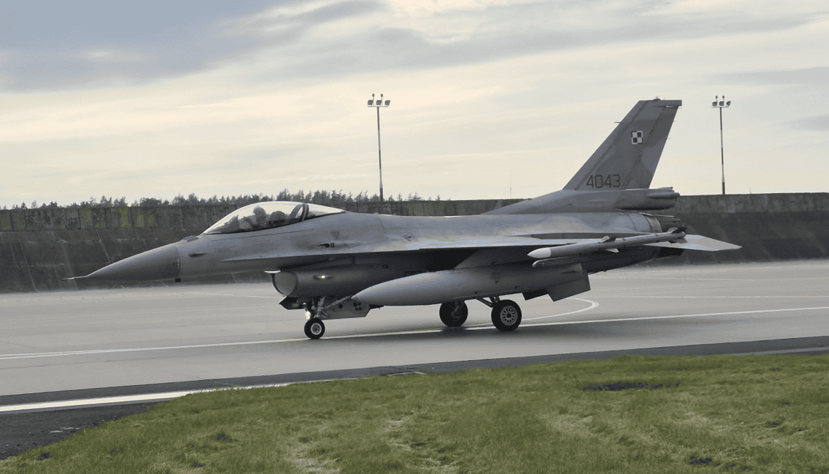 Ukradli paliwo za prawie 400 tys. złotych. Byli żołnierze trafią przed sąd