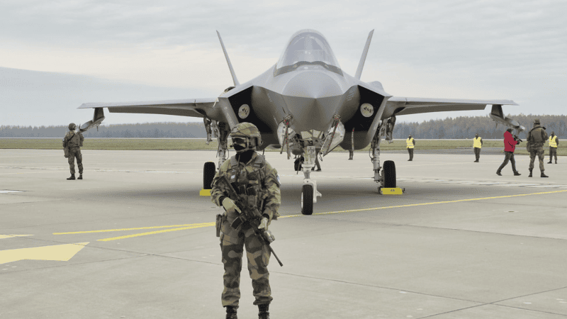 Norweski F-35A z ochroną, Krzesiny