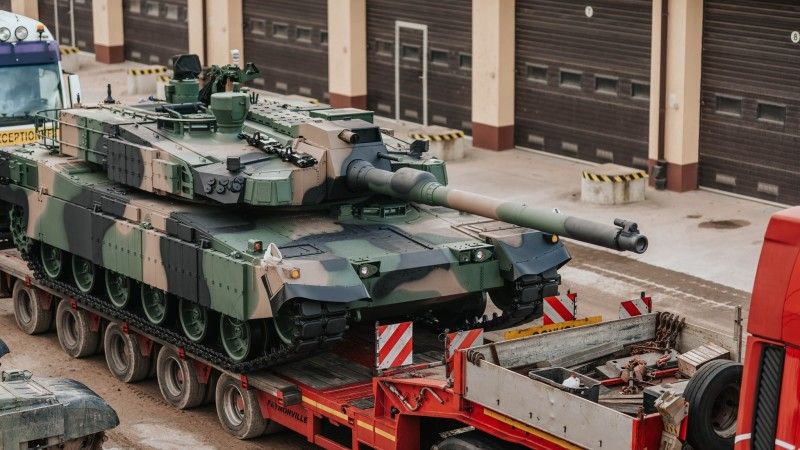 Transport czołgów K2GF do 15. Giżyckiej Brygady Zmechanizowanej.