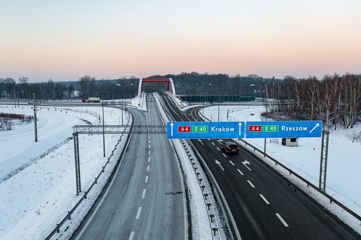 Podkarpacie walczy ze śniegiem. Całe miejscowości bez prądu